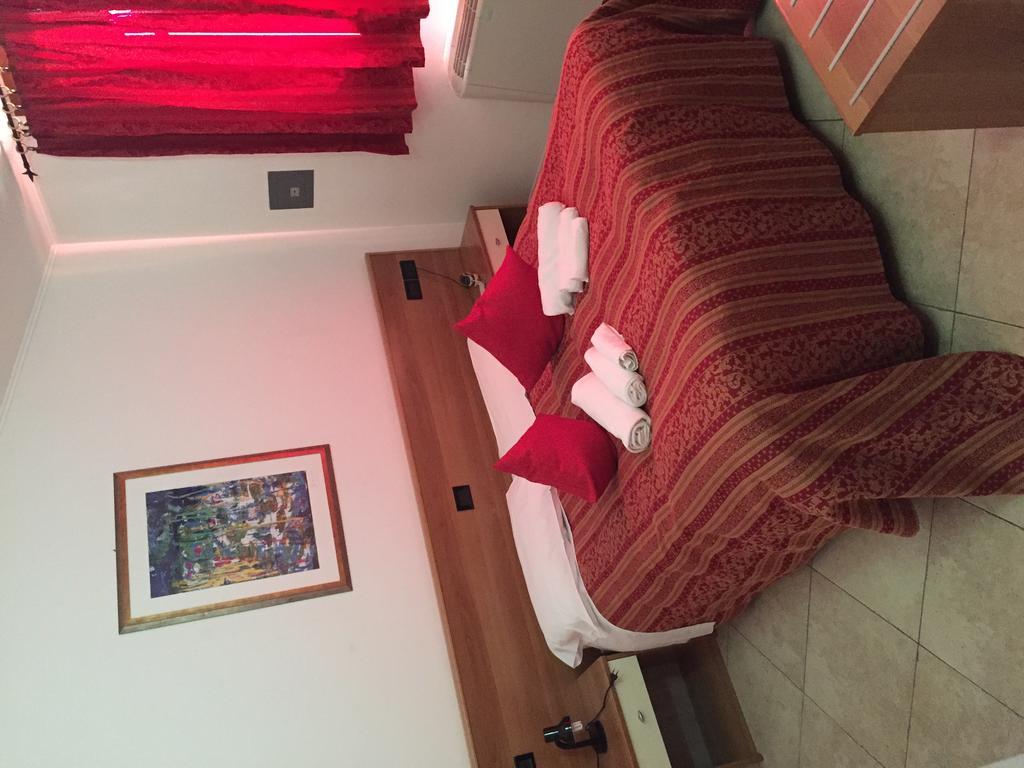 Hotel Le Corti Pitstop Ferrara Exterior foto